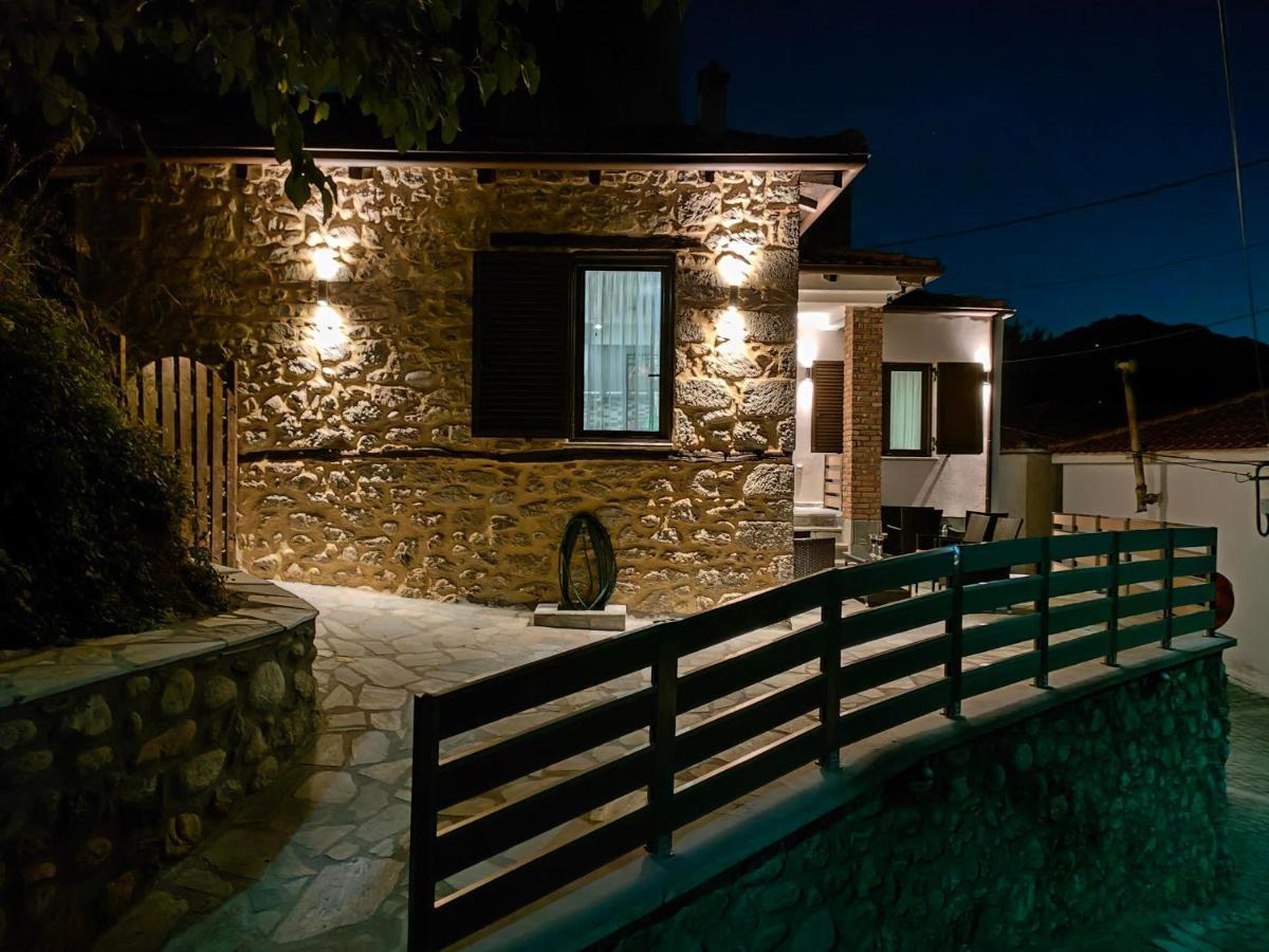 Dream Nest Meteora Apartamento Kalabáka Exterior foto